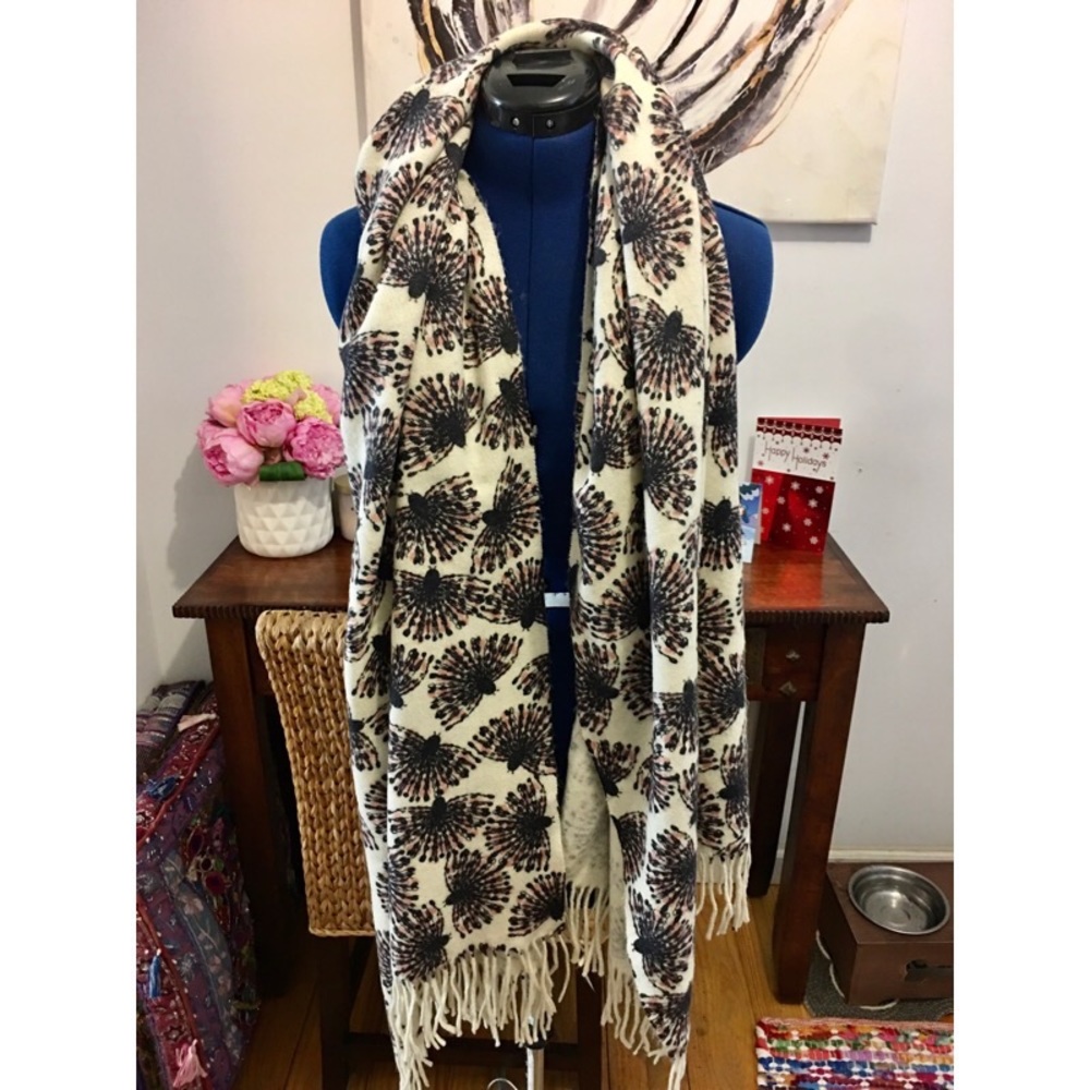 Roffe Accessories Floral Scarf